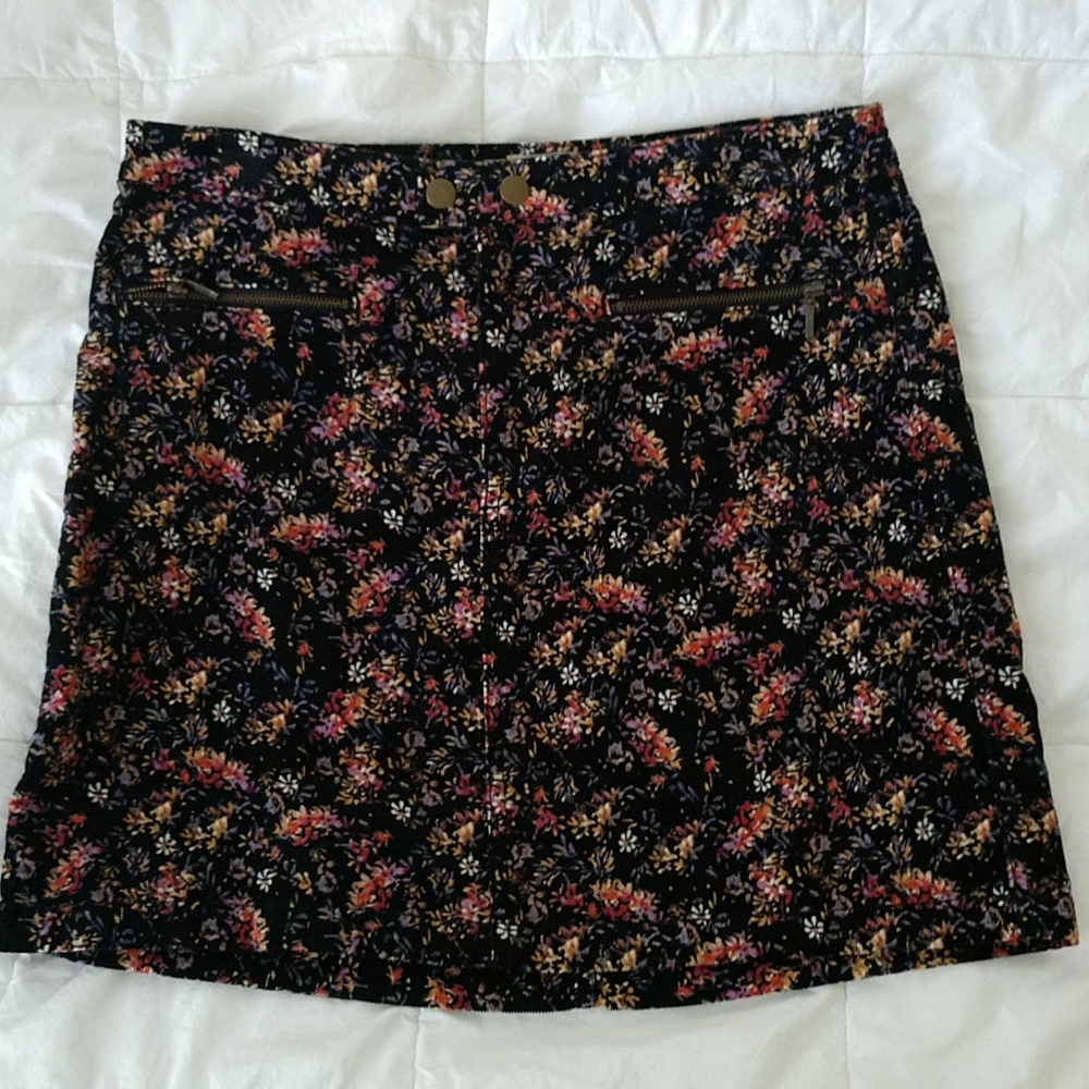 Mossimmo Mini Skirt